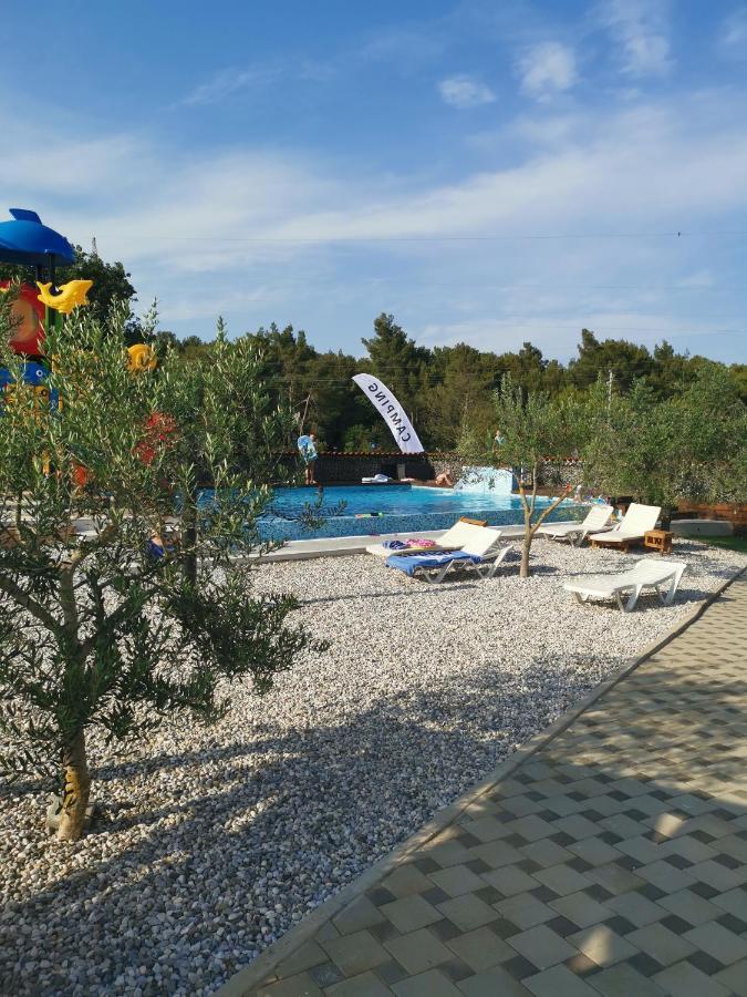 Camping Volme Banjole Exterior foto